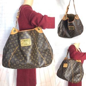 XL ❤️DISCONTINUED❤️ Louis Vuitton hobo